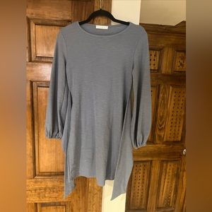 Sweater dress with ballon sleeves